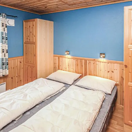 Amazing In Auklandshamn With Sauna