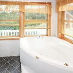 Amazing In Auklandshamn With Sauna *